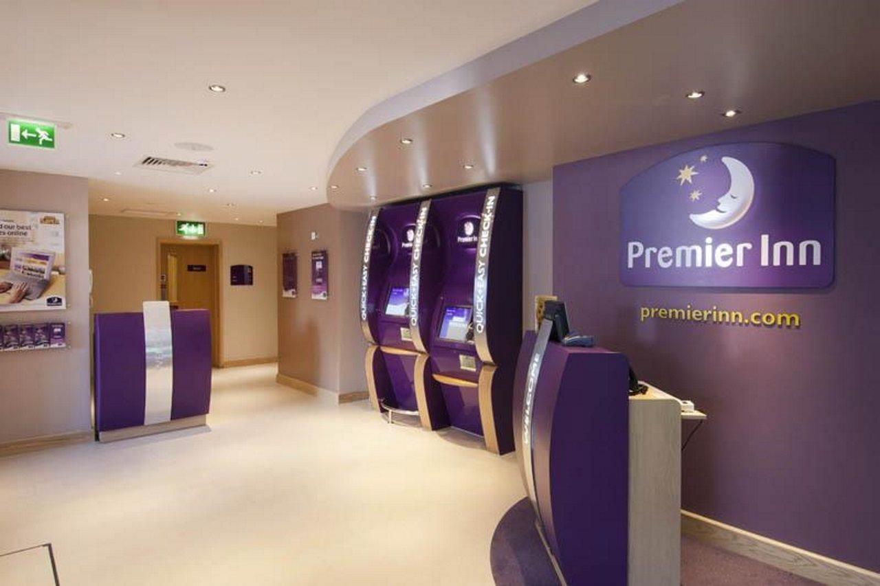 Premier Inn London Angel Islington Exterior photo