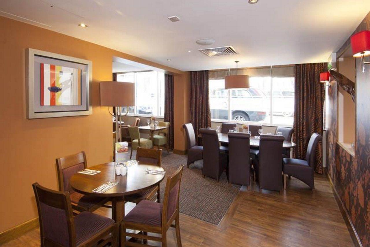 Premier Inn London Angel Islington Exterior photo